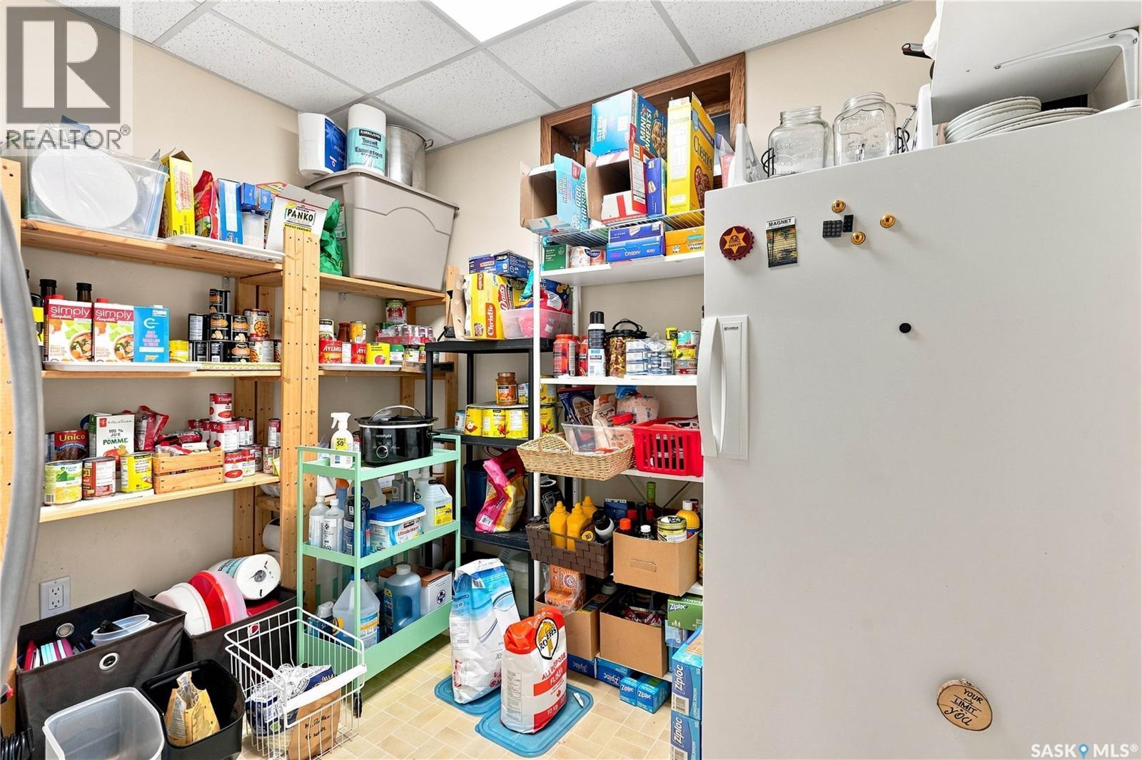 6723 Maple Ridge Drive, Regina, SK - Indoor