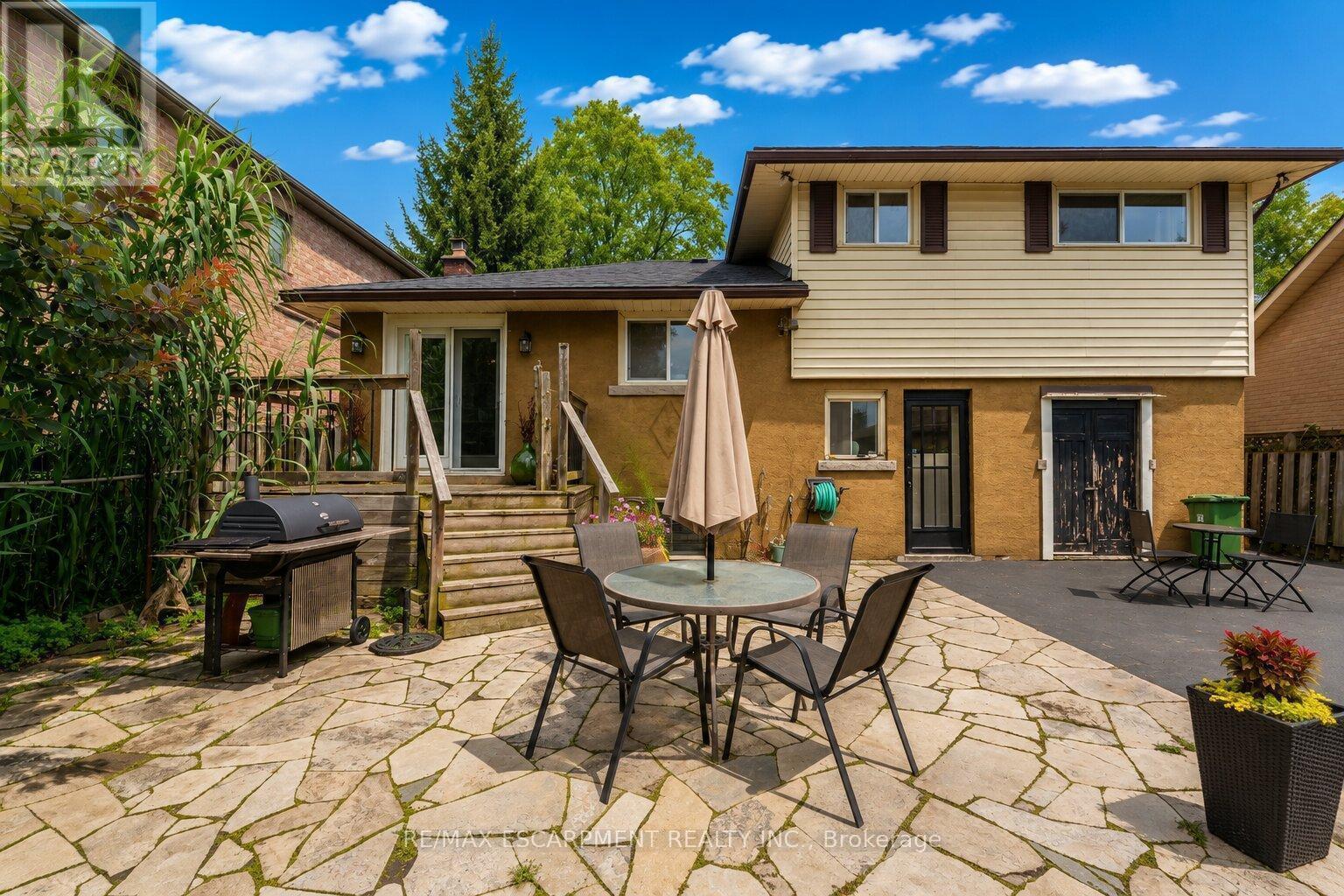 120 Stone Church Road W, Hamilton, ON - Outdoor With Deck Patio Veranda