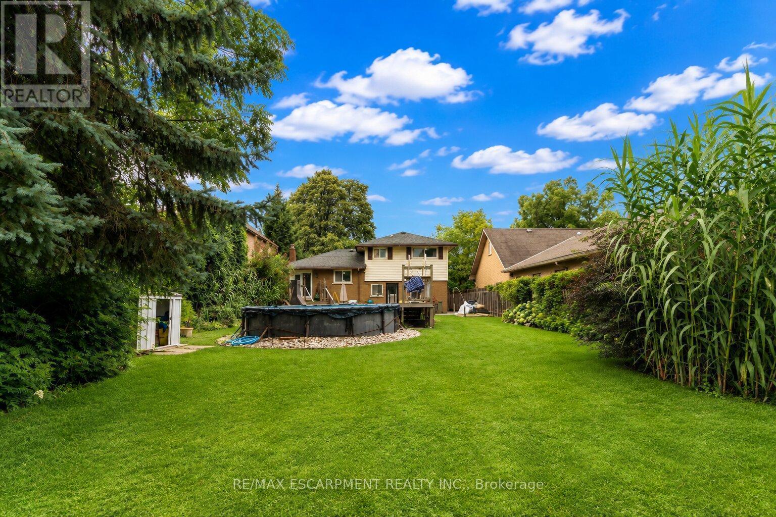 120 Stone Church Road W, Hamilton, ON - Outdoor