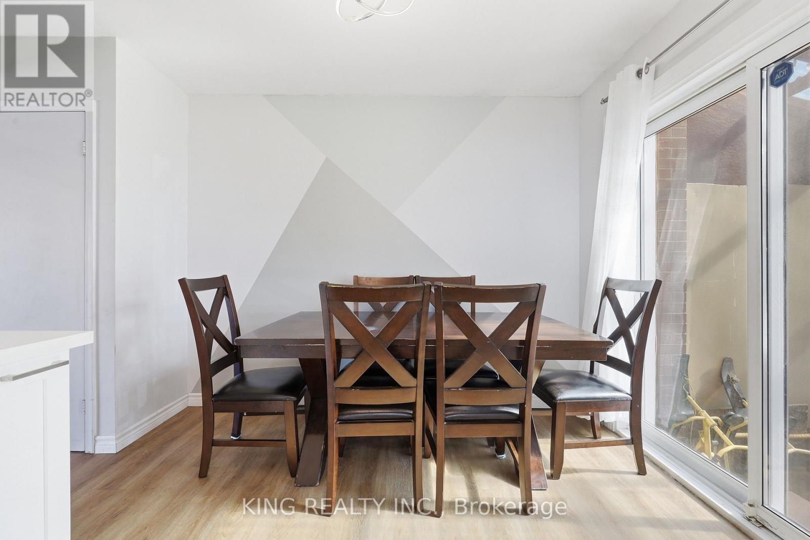 920 Concession Road, Cambridge, ON - Indoor Photo Showing Dining Room