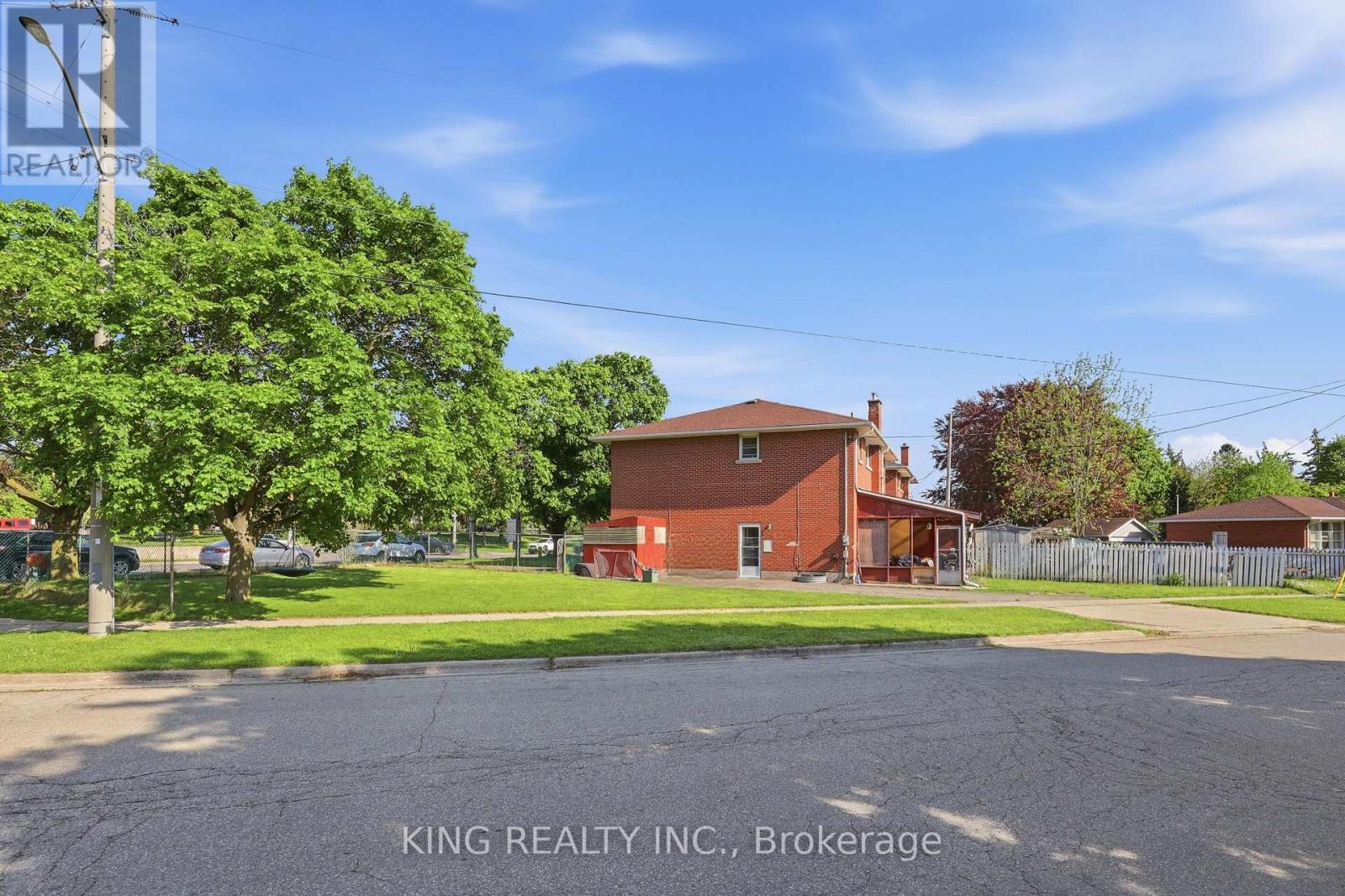 920 Concession Road, Cambridge, ON - Outdoor