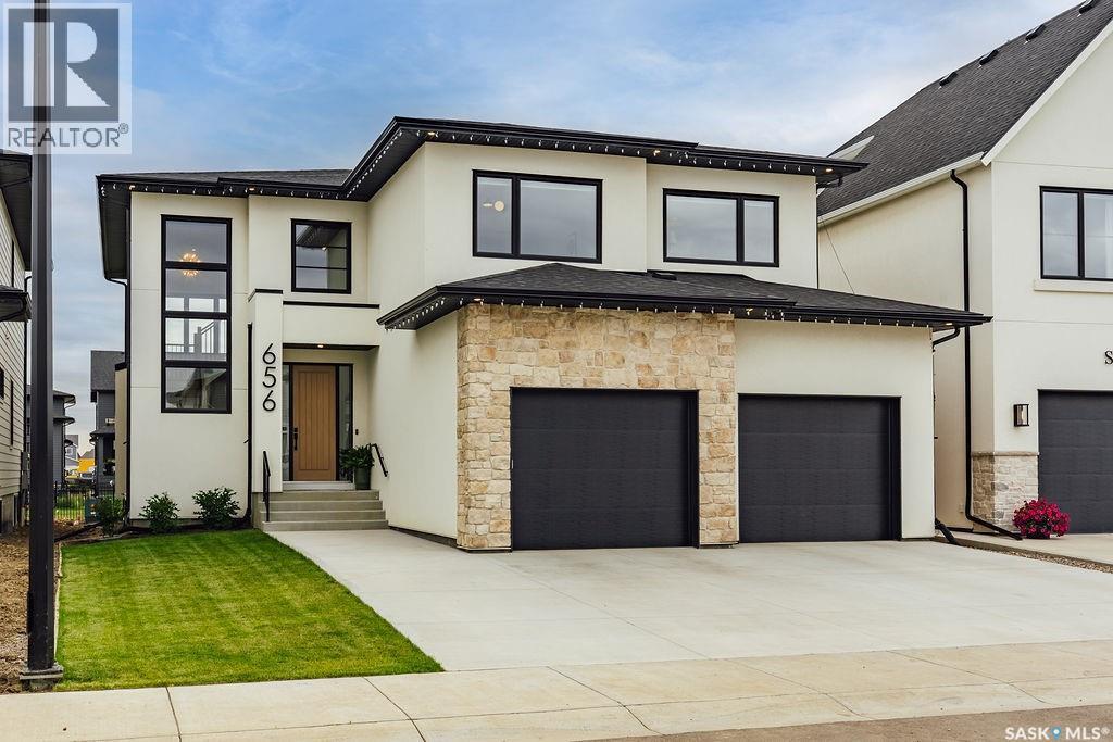 656 Pepper Bend, Saskatoon, SK - Outdoor