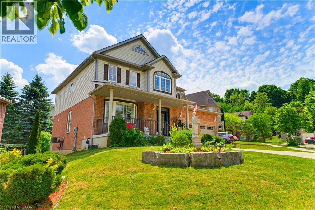 805 Munich Circle, Waterloo, ON - Outdoor With Deck Patio Veranda