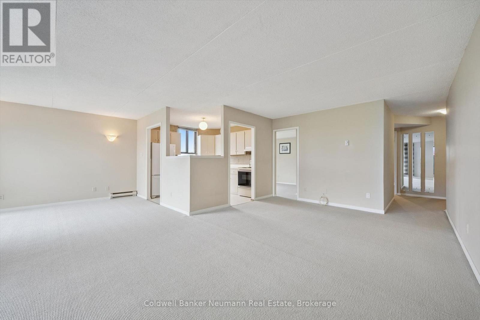 708 - 22 Marilyn Drive, Guelph (Riverside Park), ON - Indoor Photo Showing Other Room