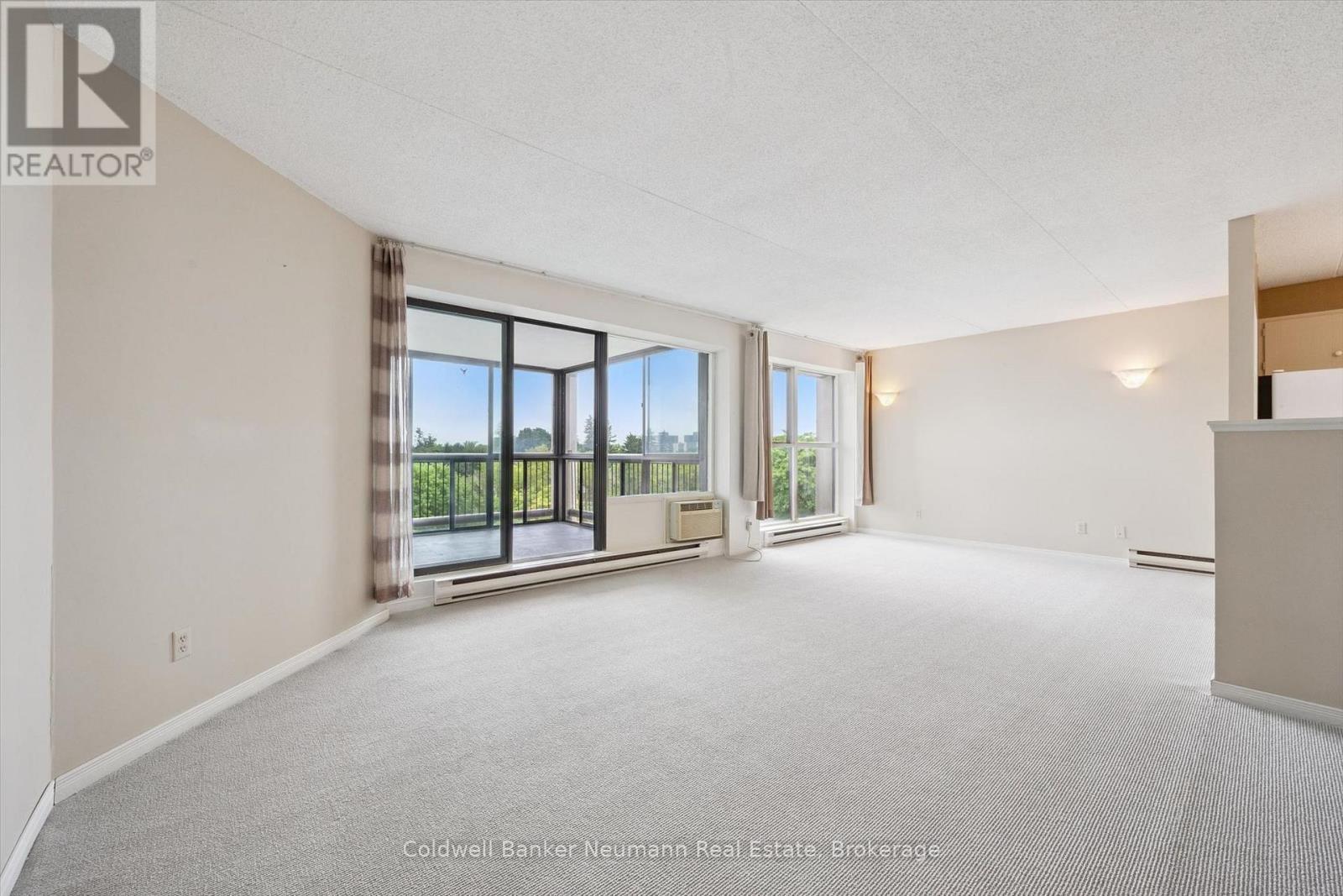 708 - 22 Marilyn Drive, Guelph (Riverside Park), ON - Indoor Photo Showing Other Room