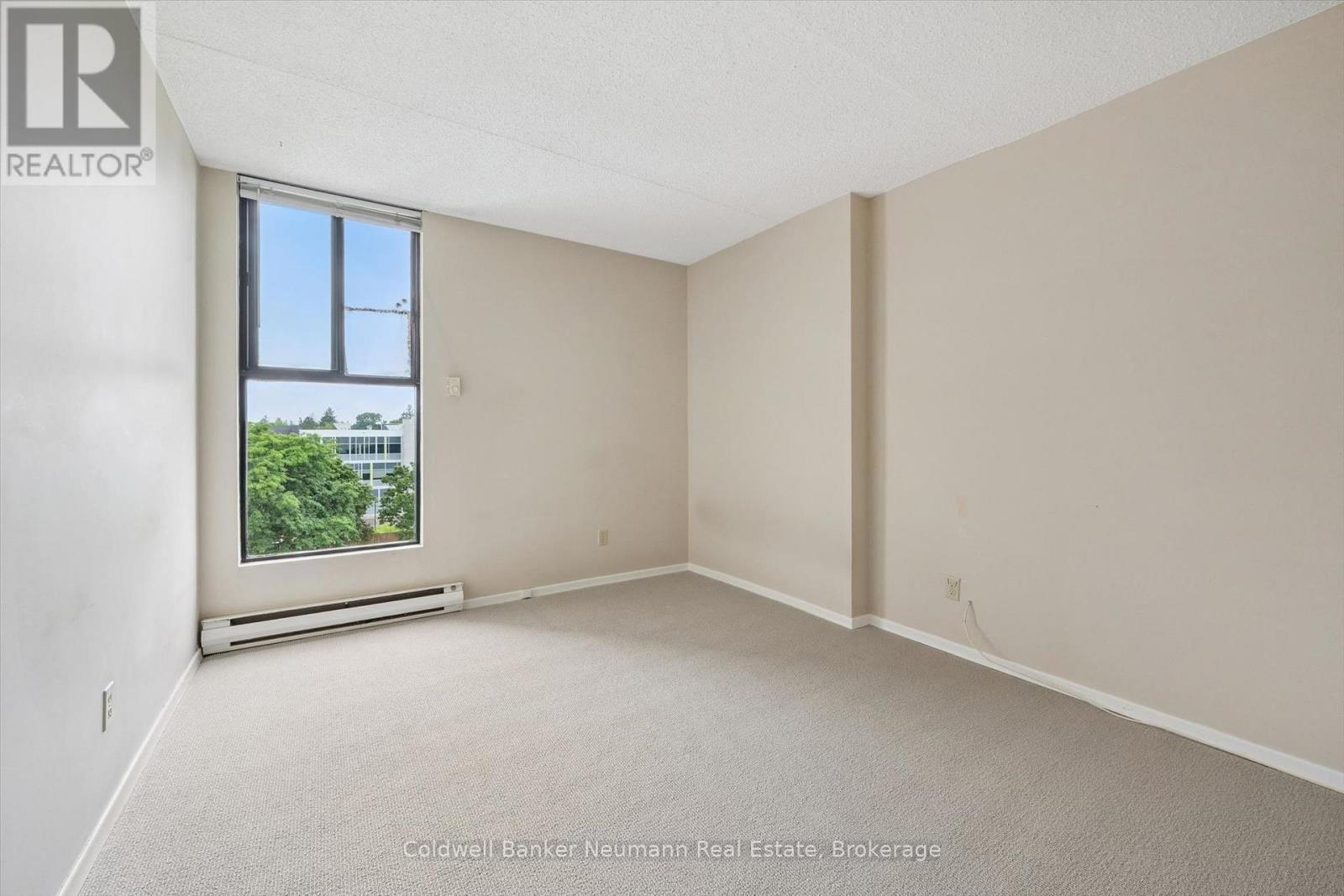 708 - 22 Marilyn Drive, Guelph (Riverside Park), ON - Indoor Photo Showing Other Room