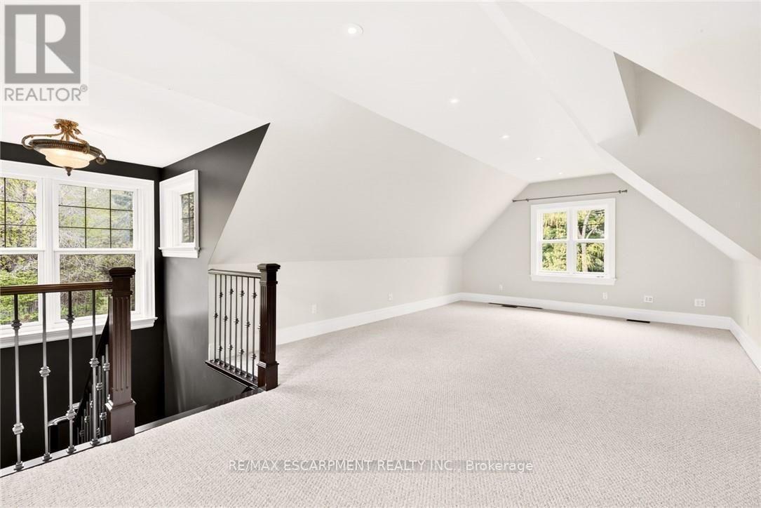 1670 Medad Springs Court, Burlington, ON - Indoor Photo Showing Other Room