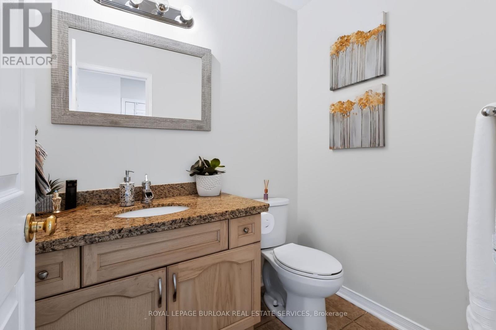 4130 Foxwood Drive, Burlington, ON - Indoor Photo Showing Bathroom