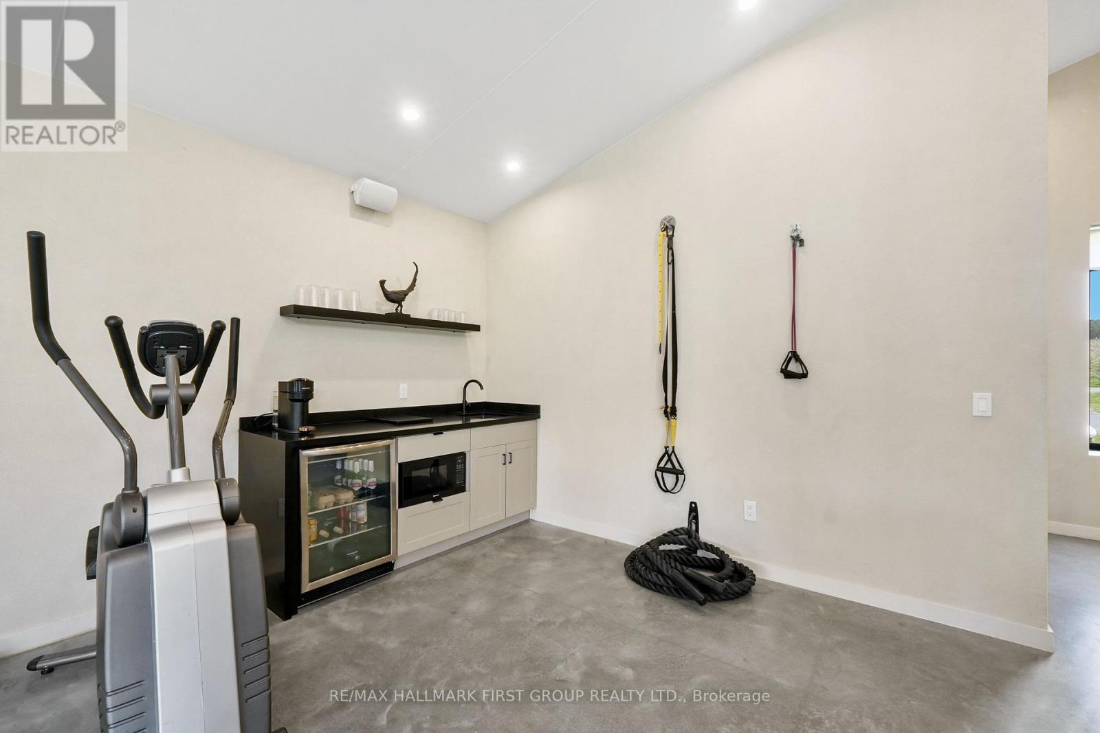 4566 Harwood Road, Hamilton Township, ON - Indoor