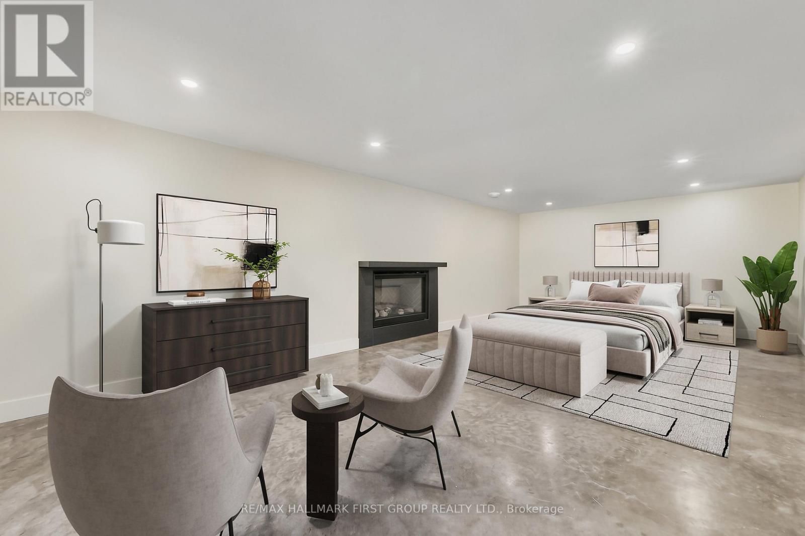 4566 Harwood Road, Hamilton Township, ON - Indoor With Fireplace