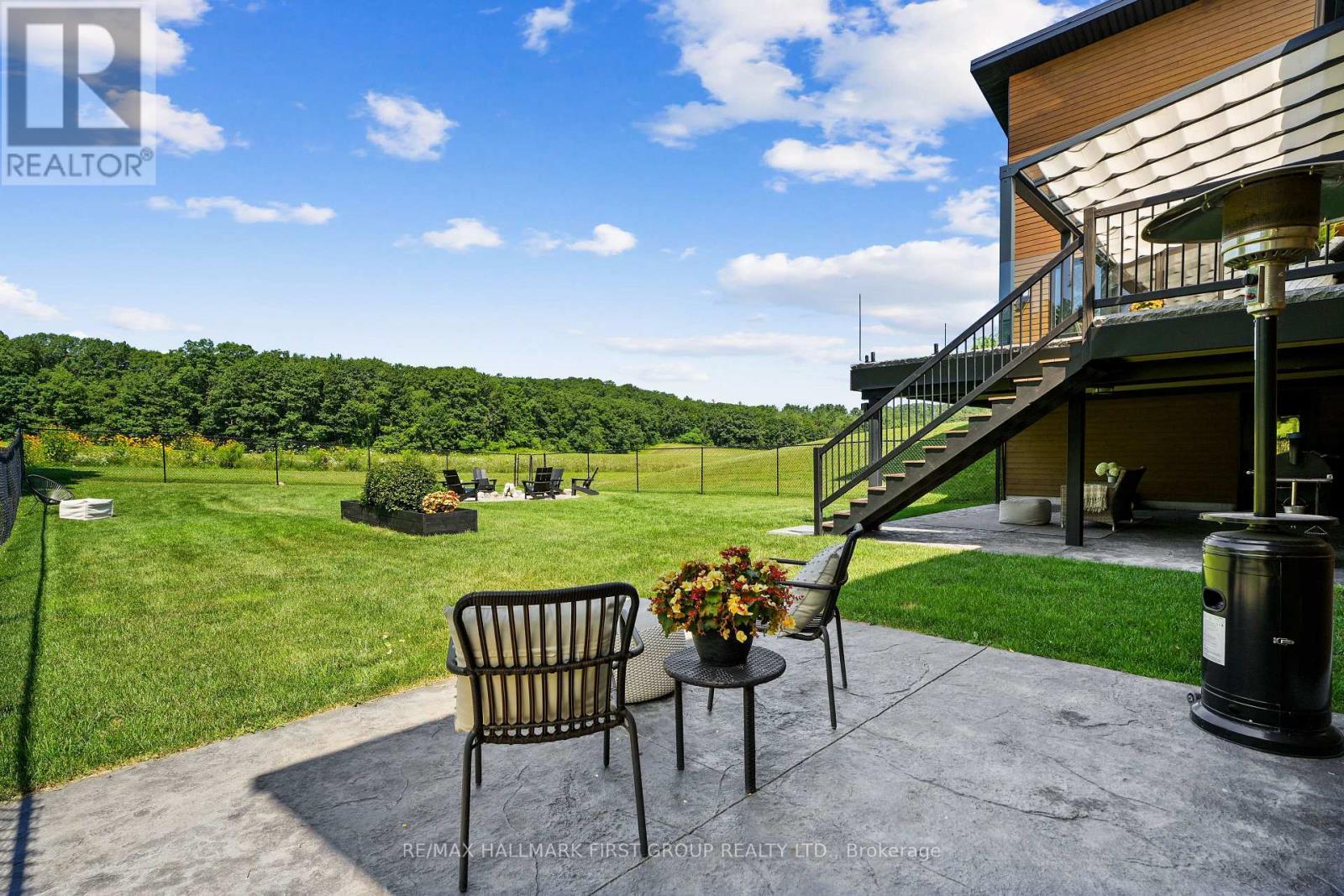4566 Harwood Road, Hamilton Township, ON - Outdoor With Deck Patio Veranda