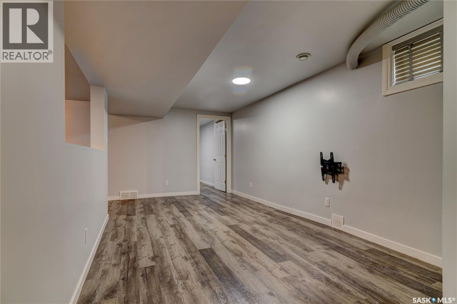 2476 Mcara Street, Regina, SK - Indoor