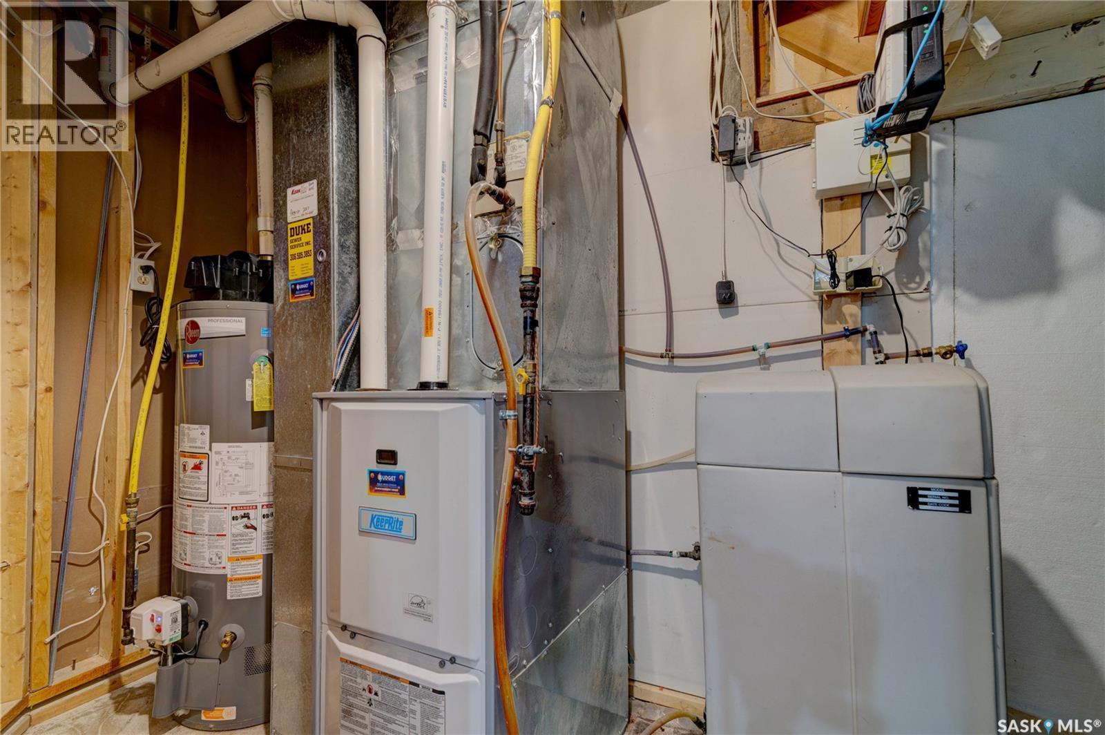 2476 Mcara Street, Regina, SK - Indoor Photo Showing Basement