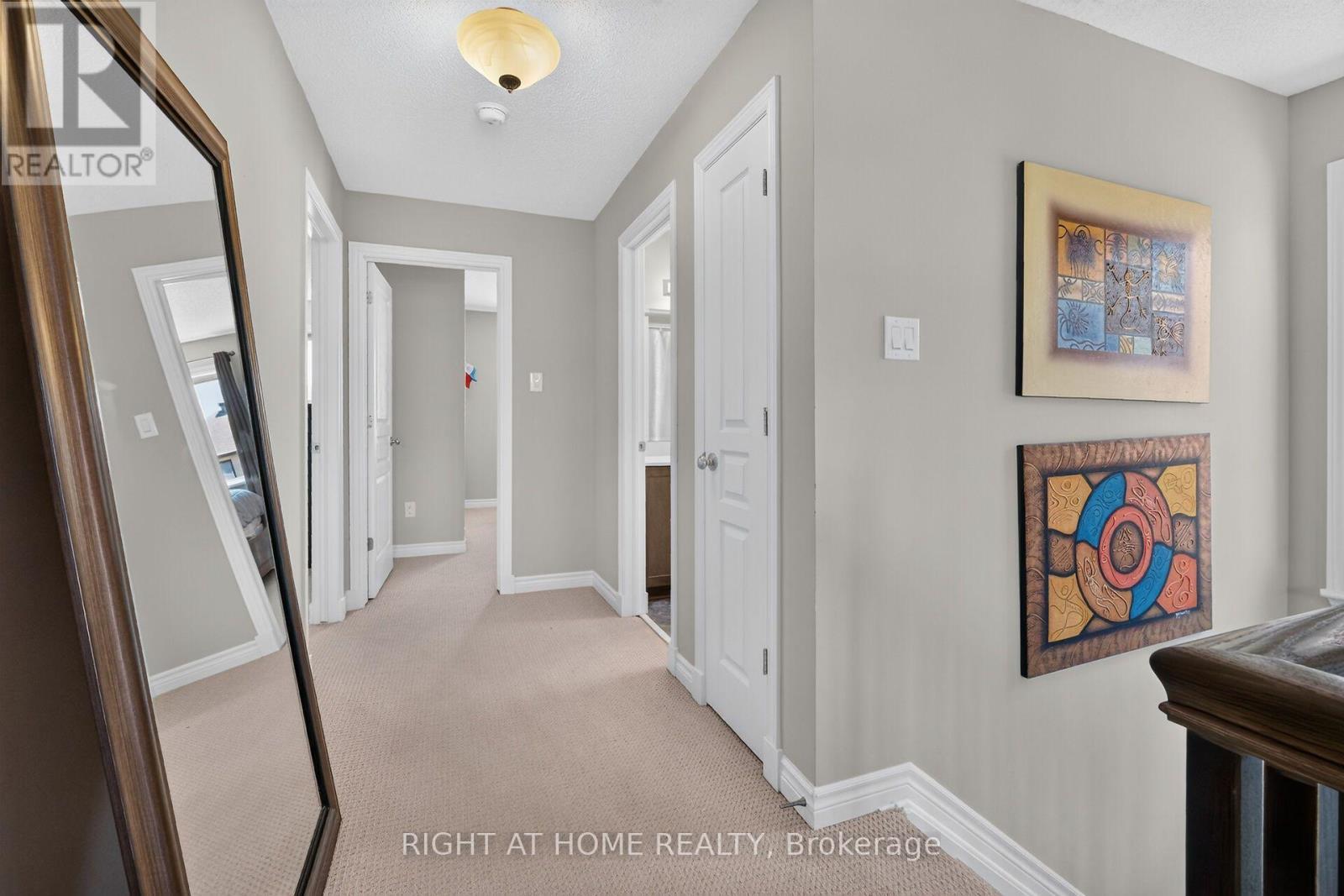 207 Mareth Way, Ottawa, ON - Indoor Photo Showing Other Room