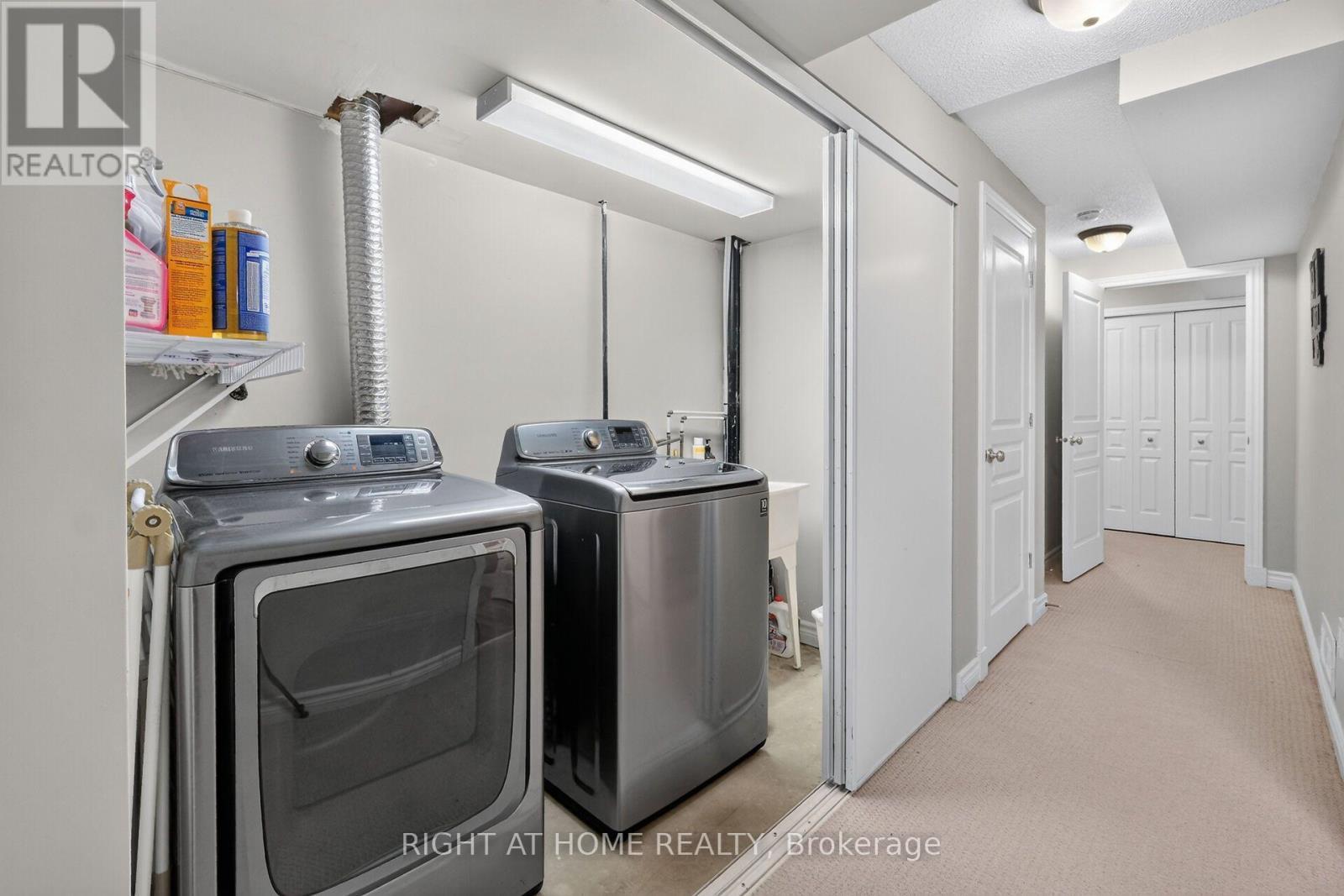 207 Mareth Way, Ottawa, ON - Indoor Photo Showing Laundry Room
