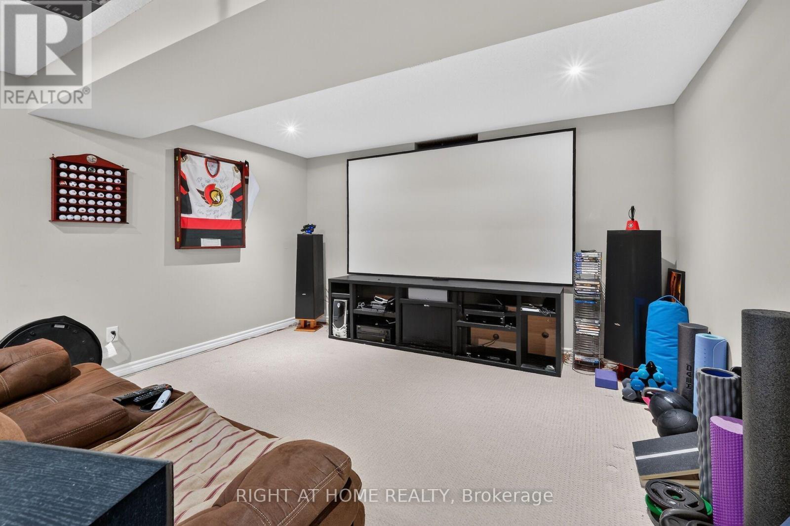 207 Mareth Way, Ottawa, ON - Indoor