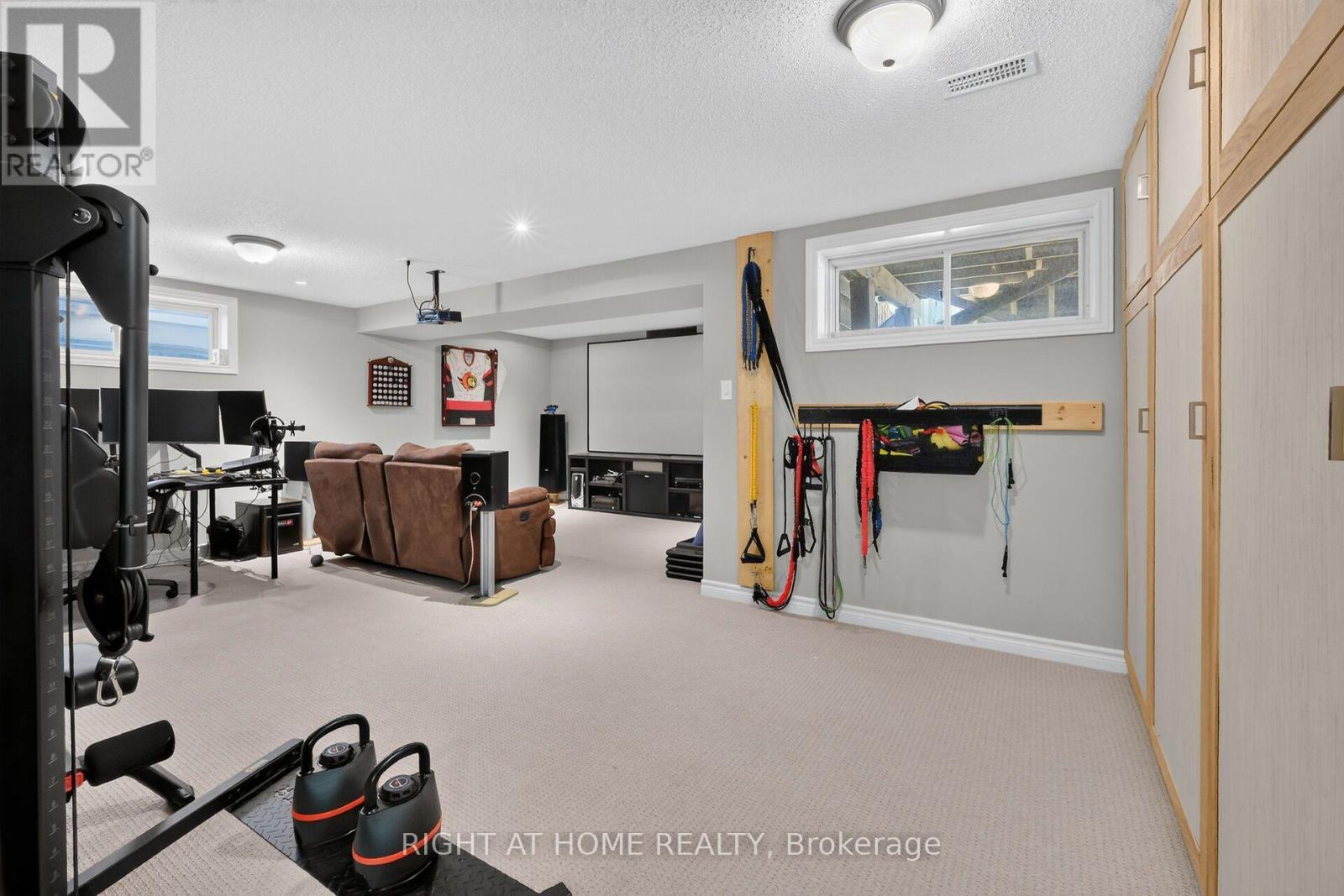 207 Mareth Way, Ottawa, ON - Indoor