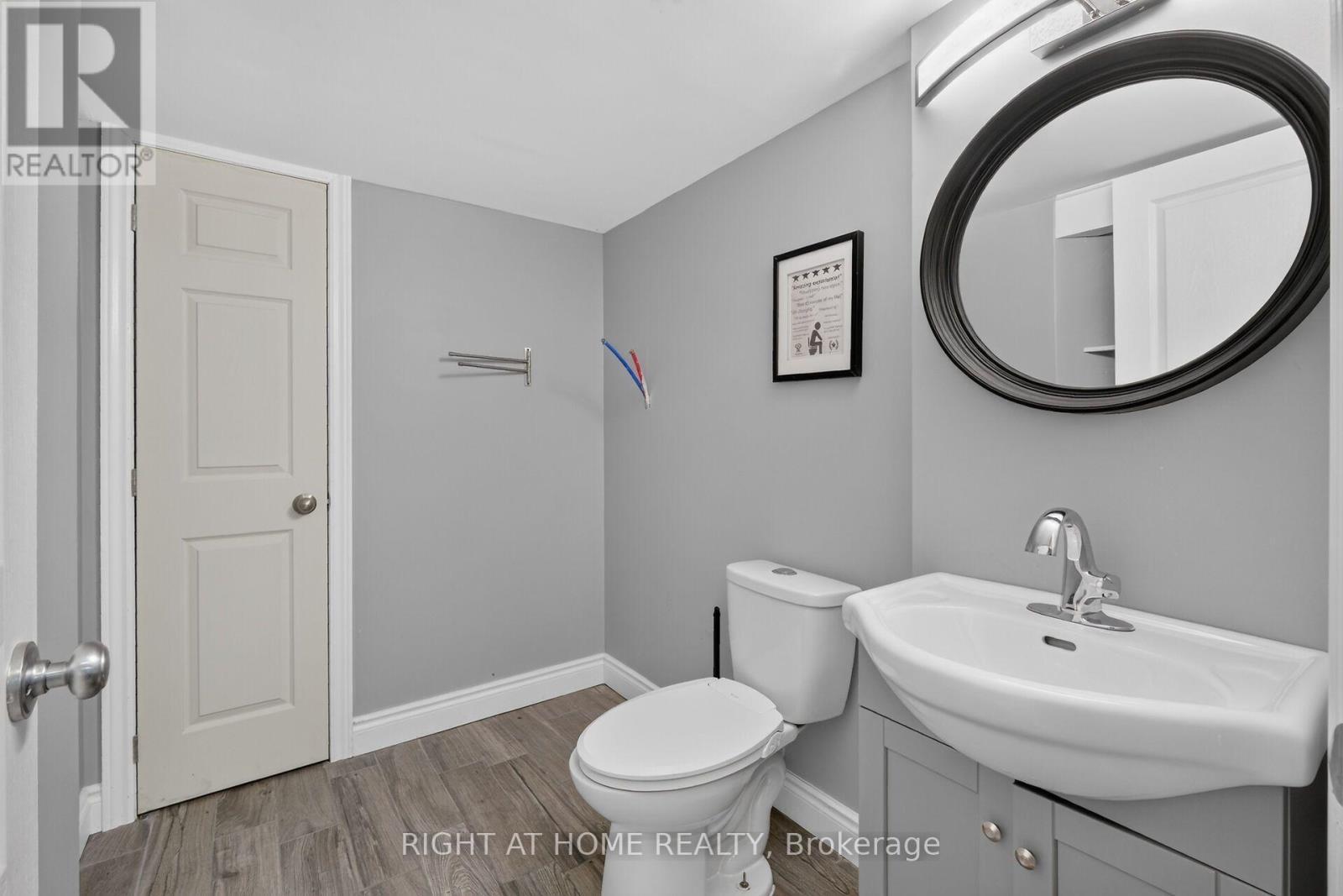 207 Mareth Way, Ottawa, ON - Indoor Photo Showing Bathroom