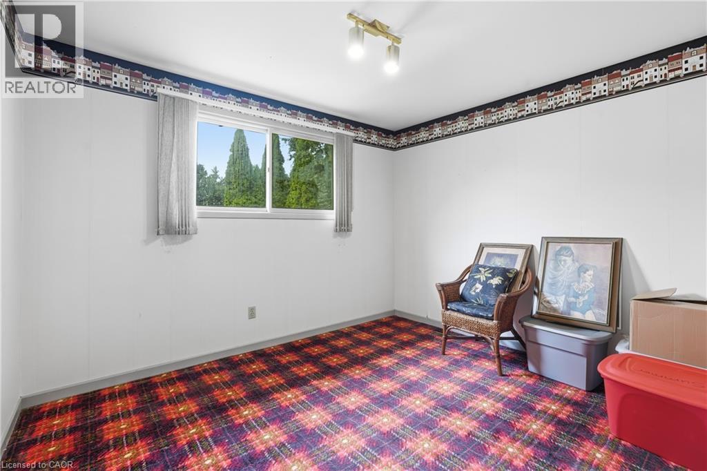 681 Empress Crescent, Burlington, ON - Indoor Photo Showing Other Room