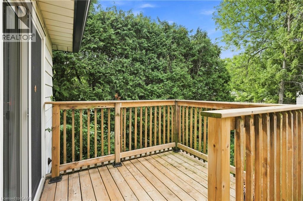 681 Empress Crescent, Burlington, ON - Outdoor With Deck Patio Veranda With Exterior