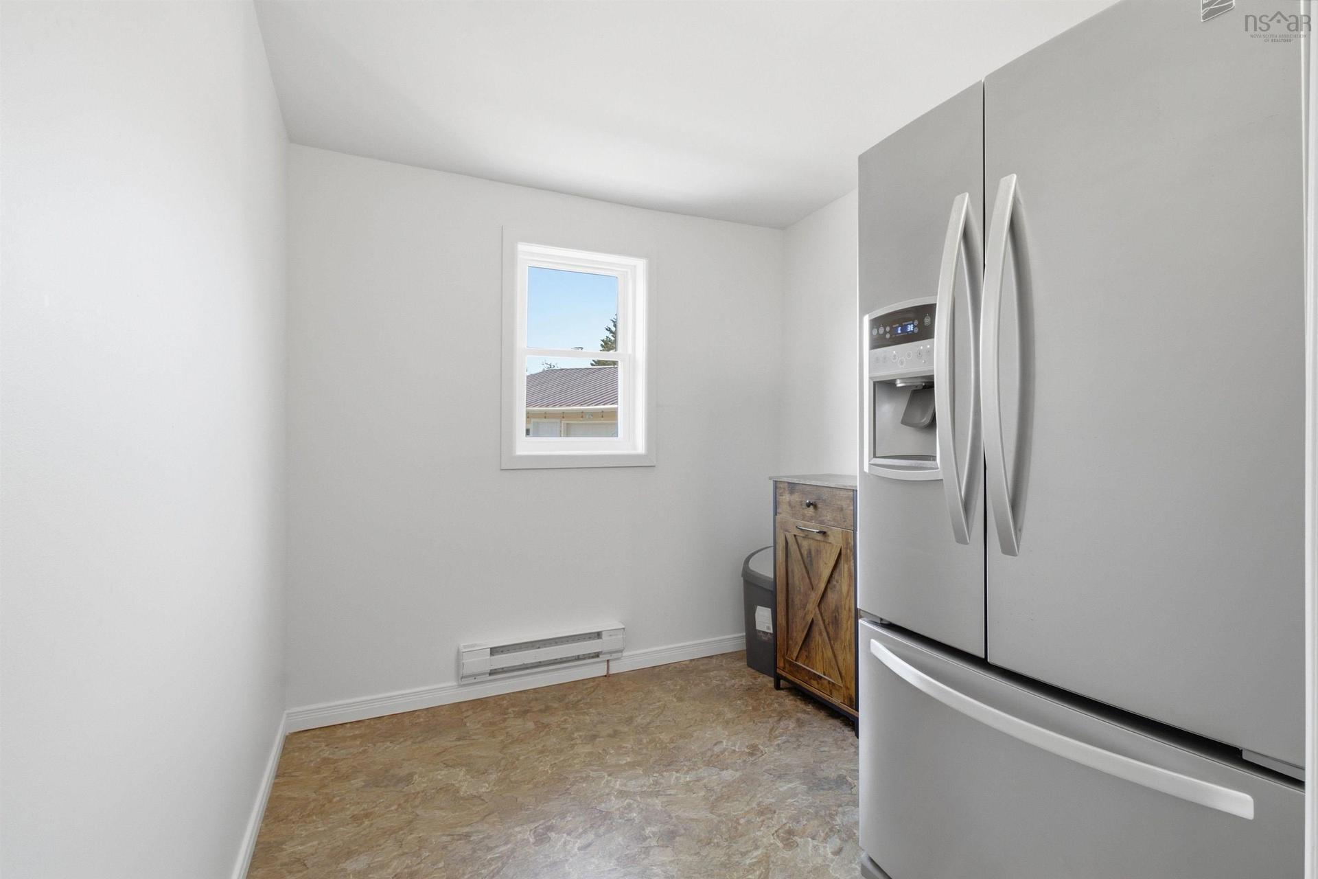 1096 Highway 2, Hilden, NS - Indoor