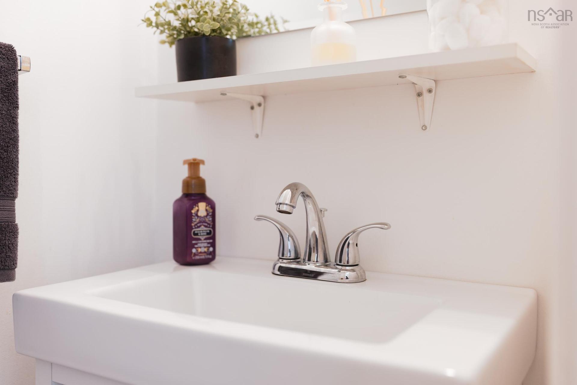 98 Forestside Crescent, Halifax, NS - Indoor Photo Showing Bathroom