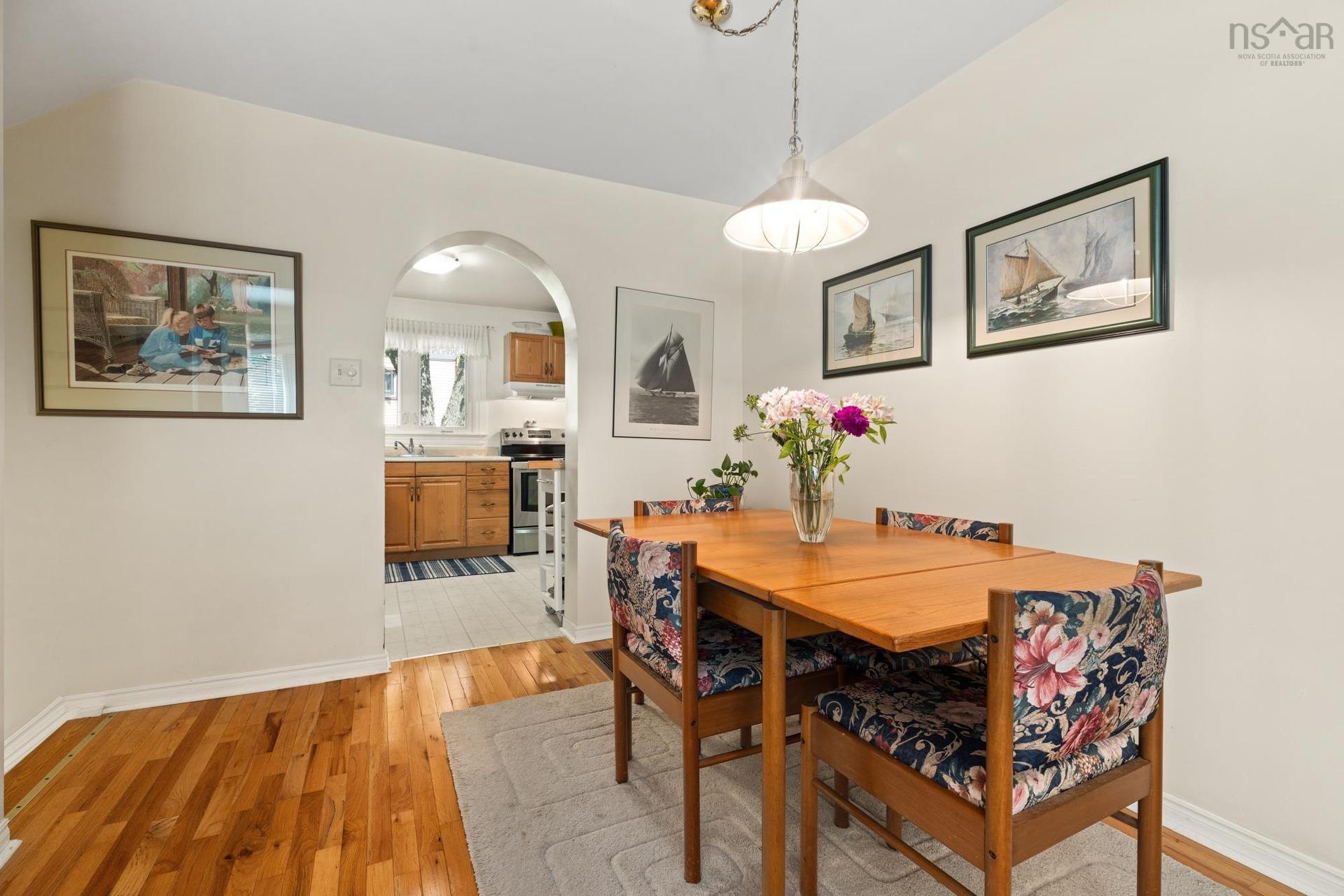 98 Forestside Crescent, Halifax, NS - Indoor Photo Showing Dining Room