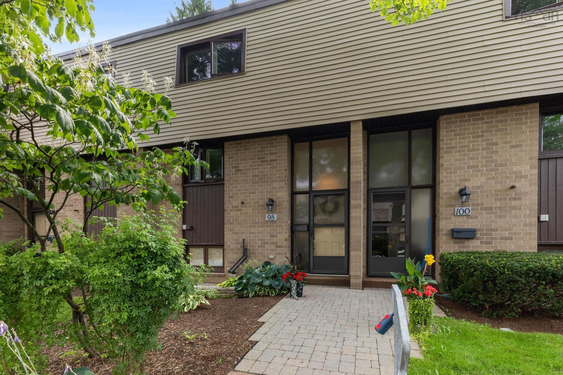 98 Forestside Crescent, Halifax, NS - Outdoor
