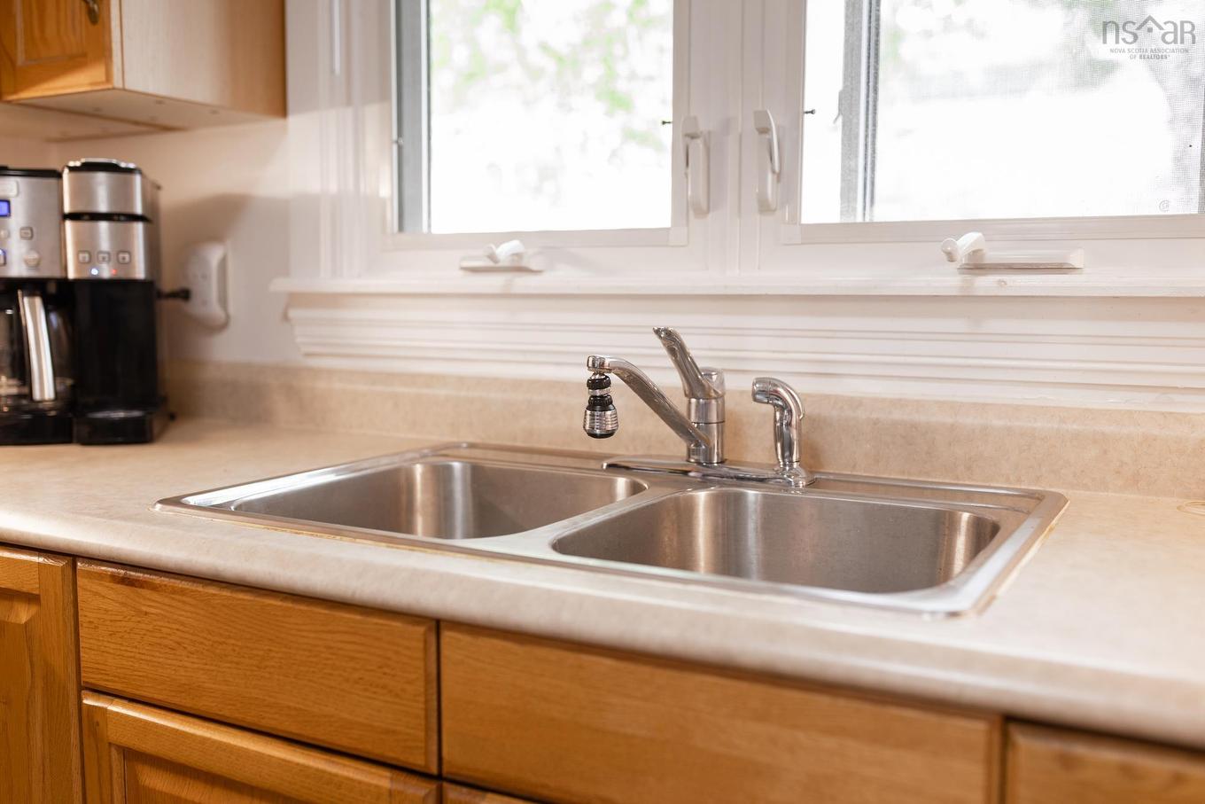 98 Forestside Crescent, Halifax, NS - Indoor Photo Showing Kitchen With Double Sink