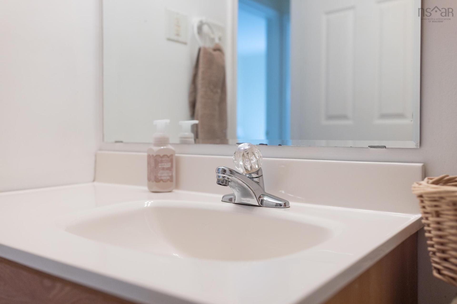 98 Forestside Crescent, Halifax, NS - Indoor Photo Showing Bathroom