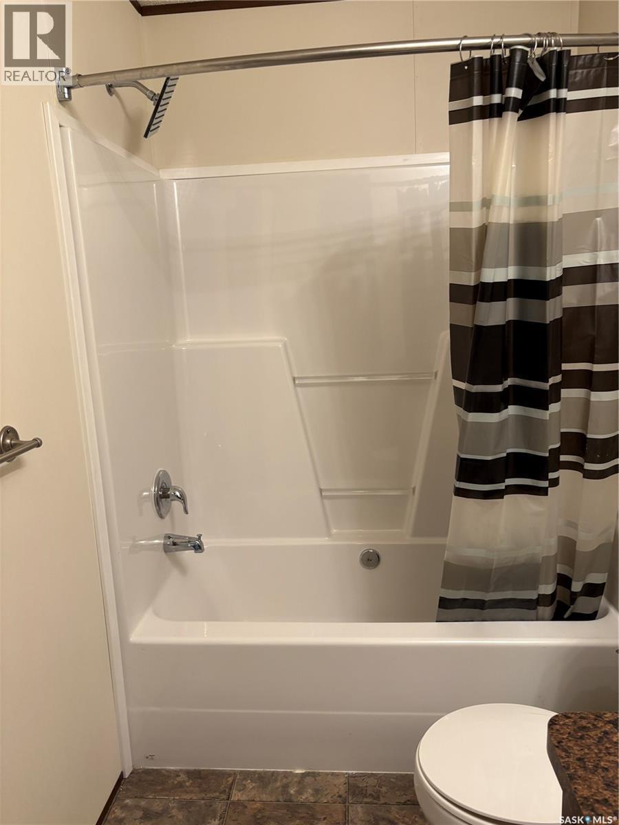 69 Railway Avenue, Calder, SK - Indoor Photo Showing Bathroom