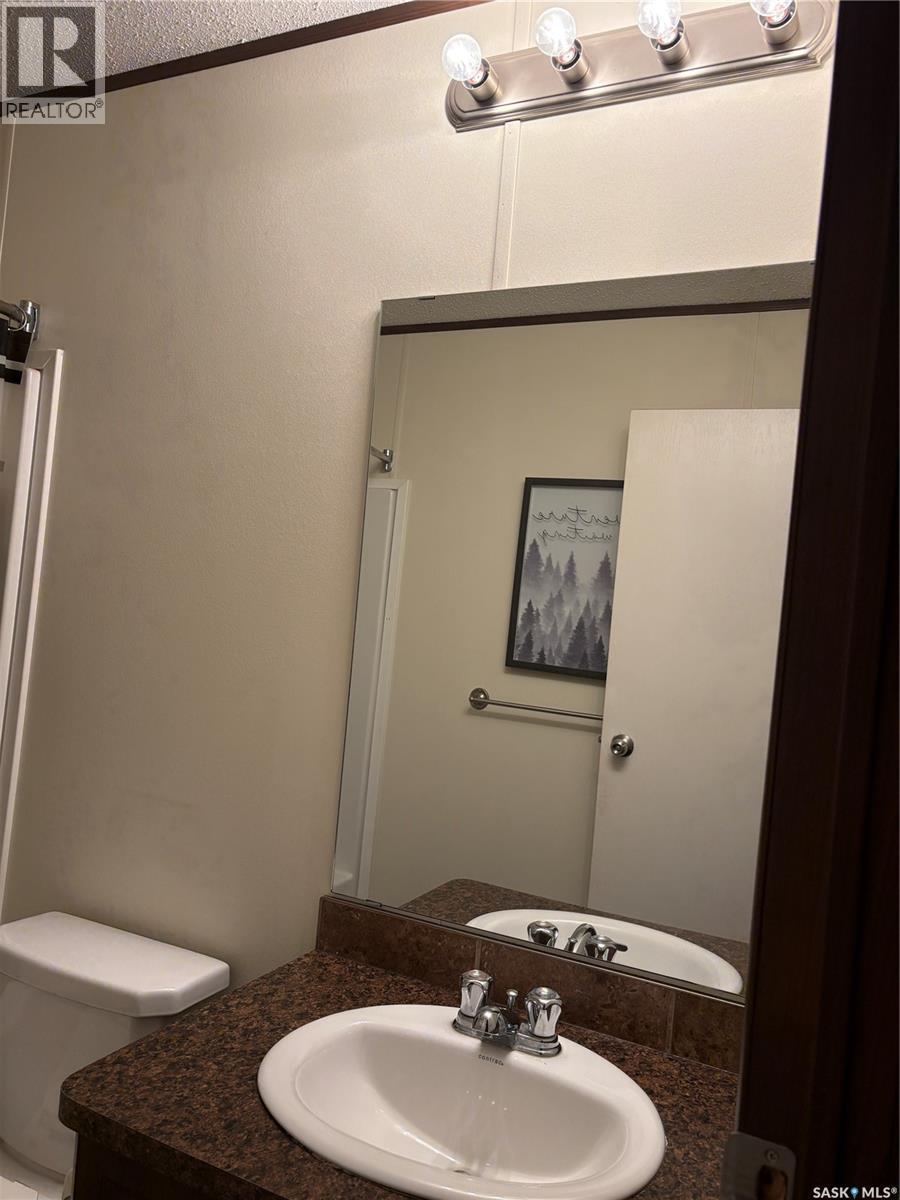 69 Railway Avenue, Calder, SK - Indoor Photo Showing Bathroom