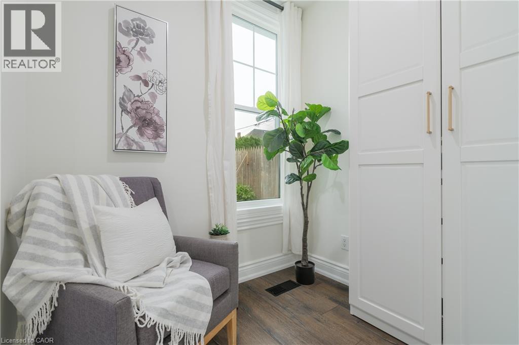 46 Murray Street E, Hamilton, ON - Indoor Photo Showing Other Room