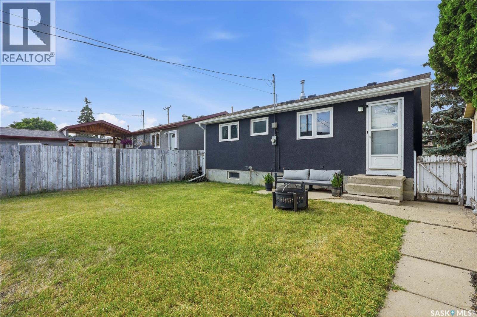 105 Grant Street, Saskatoon, SK - Outdoor