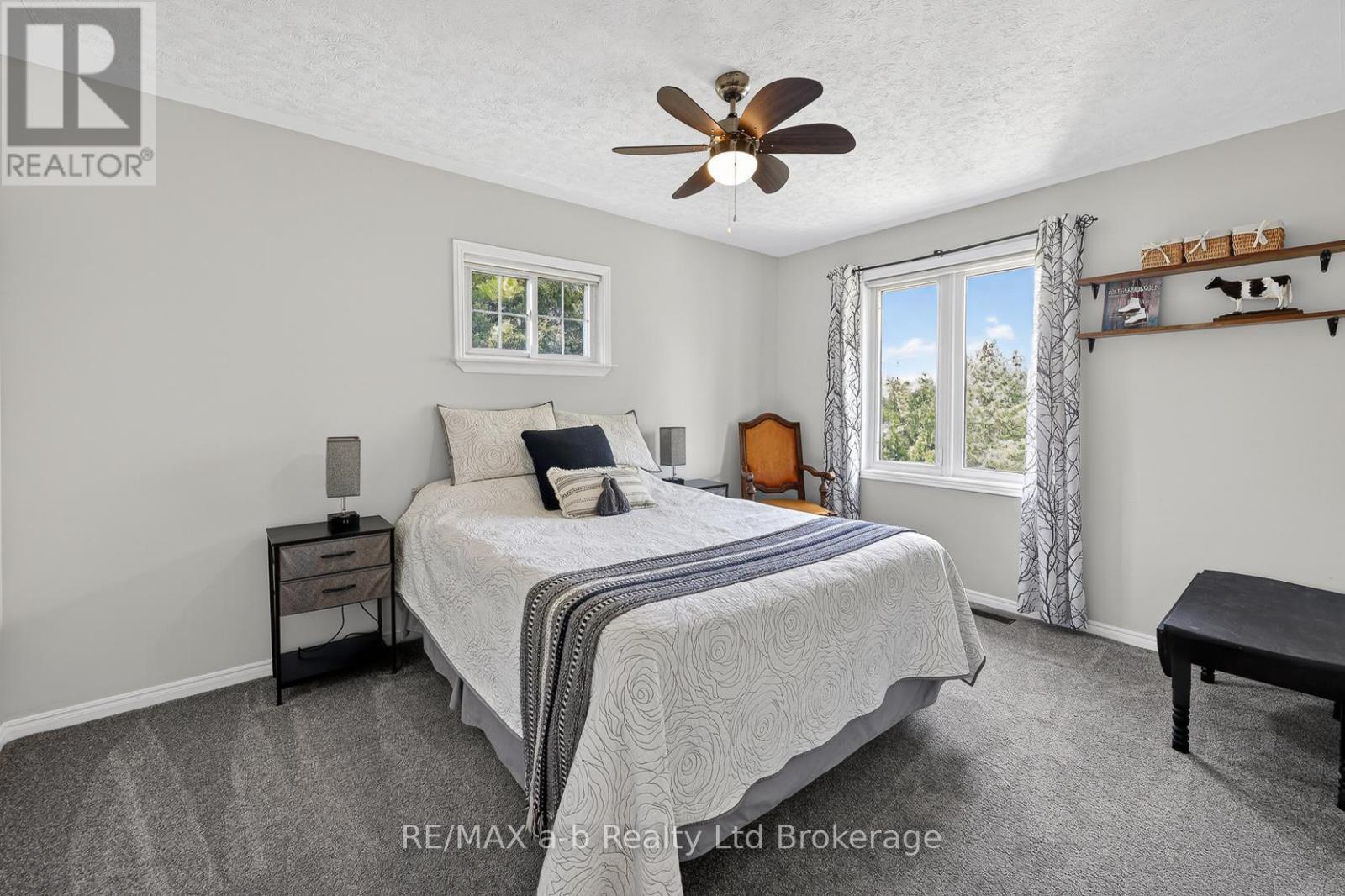 403745 Union Road, Ingersoll (Ingersoll - South), ON - Indoor Photo Showing Bedroom