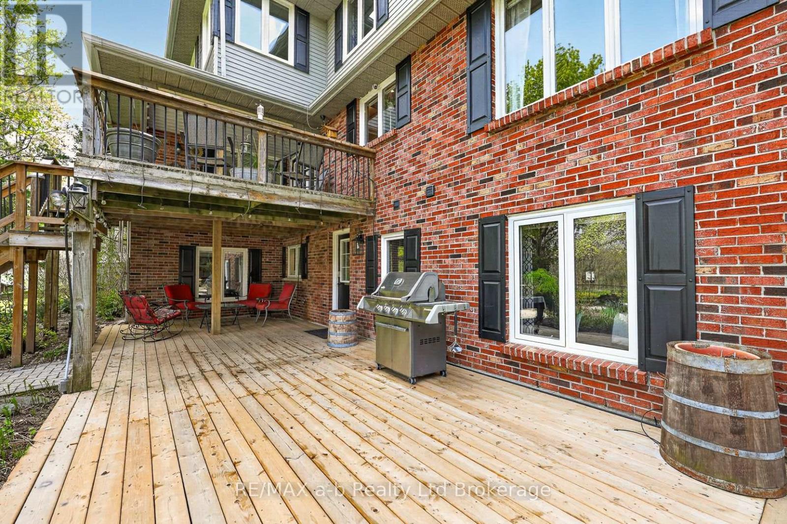 403745 Union Road, Ingersoll (Ingersoll - South), ON - Outdoor With Deck Patio Veranda With Exterior