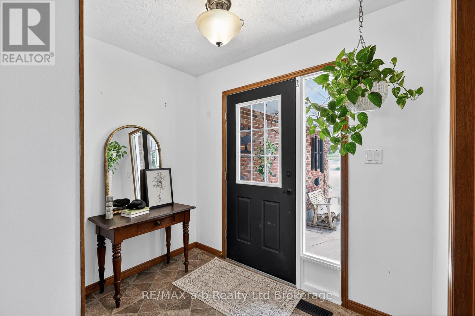 403745 Union Road, Ingersoll (Ingersoll - South), ON - Indoor Photo Showing Other Room