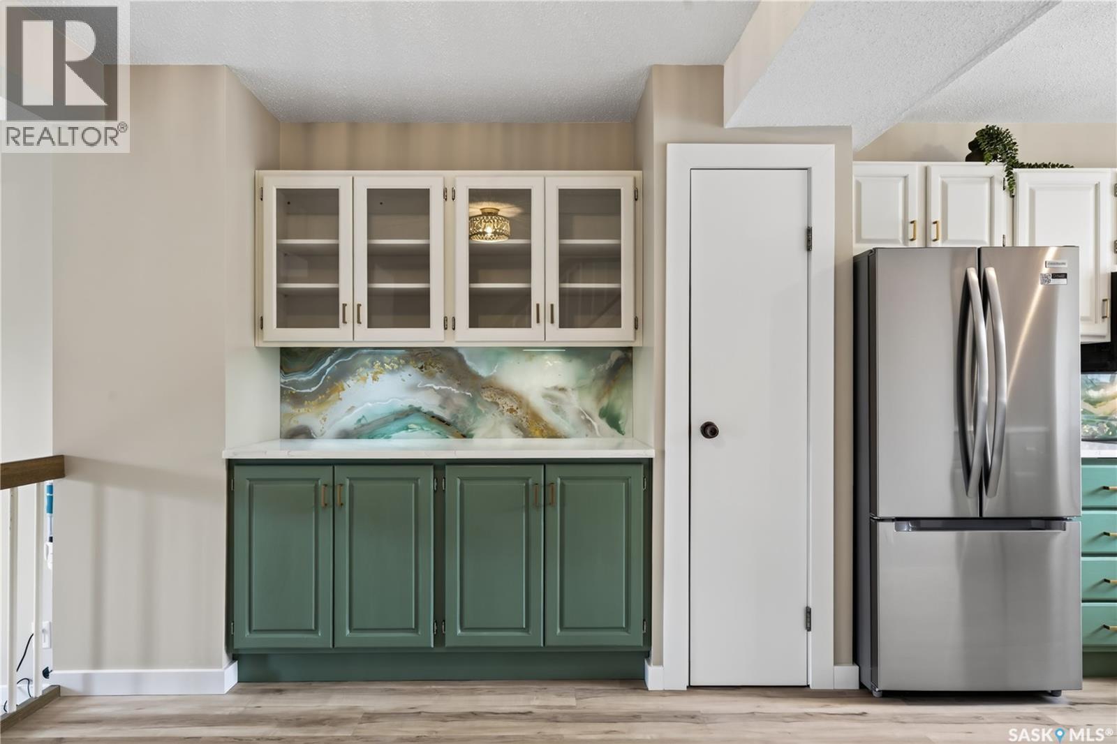 309 7Th Avenue, Humboldt, SK - Indoor