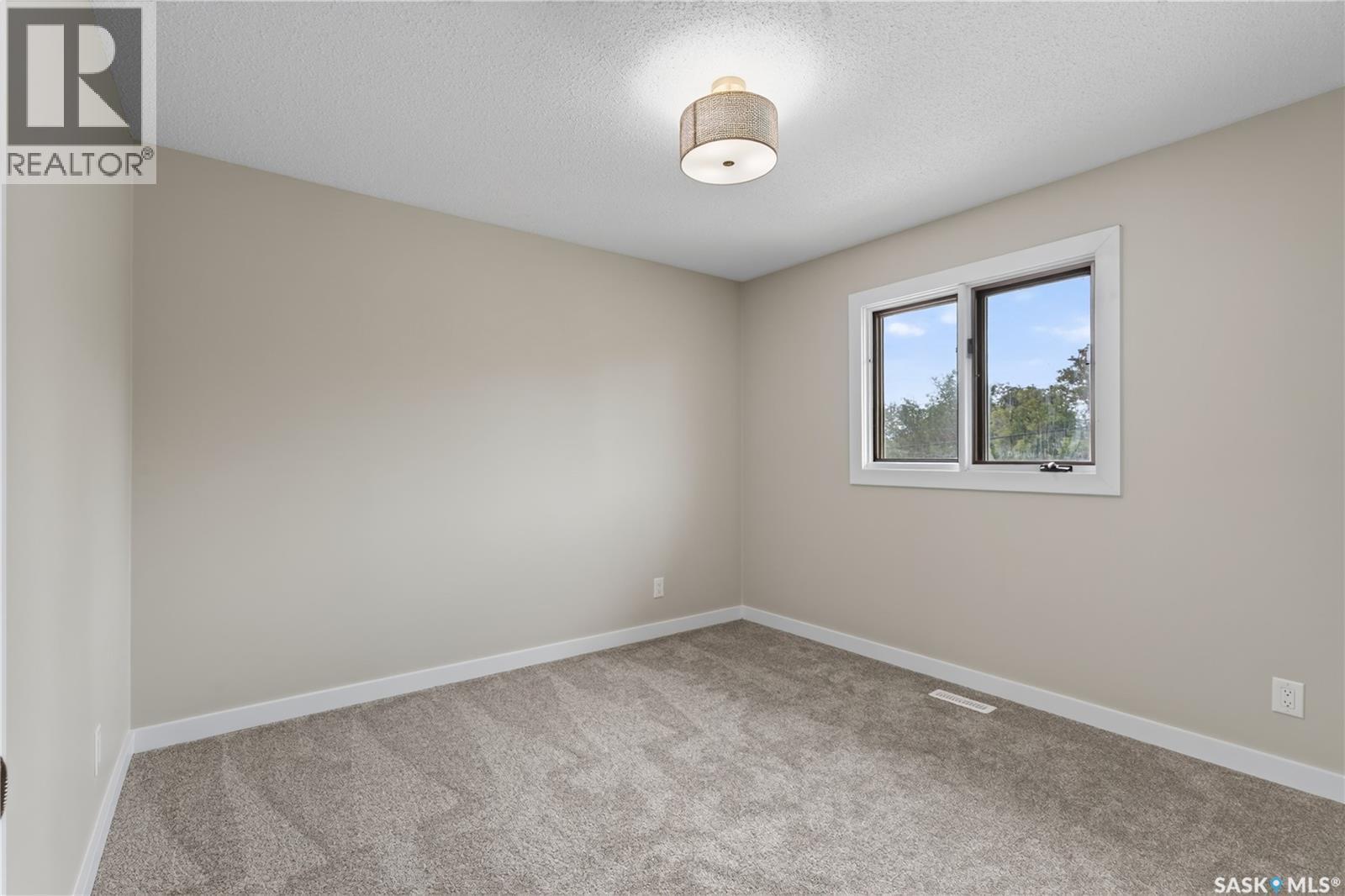 309 7Th Avenue, Humboldt, SK - Indoor Photo Showing Other Room