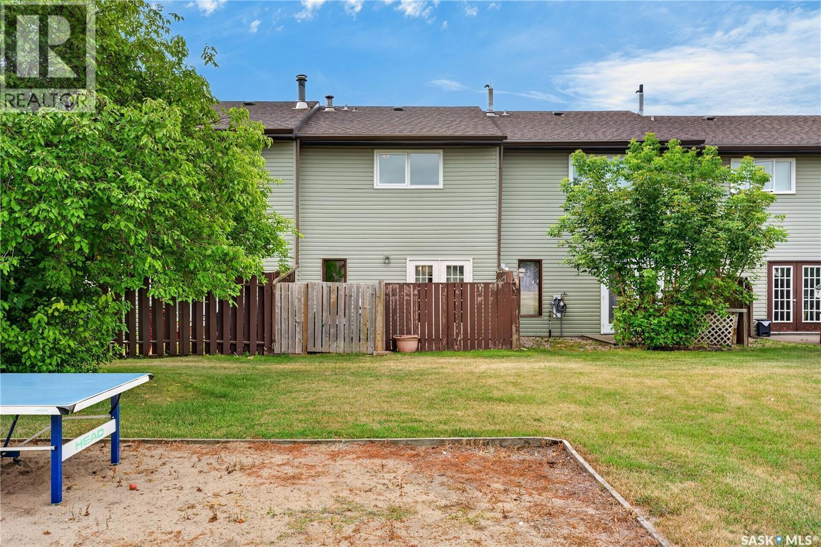 309 7Th Avenue, Humboldt, SK - Outdoor
