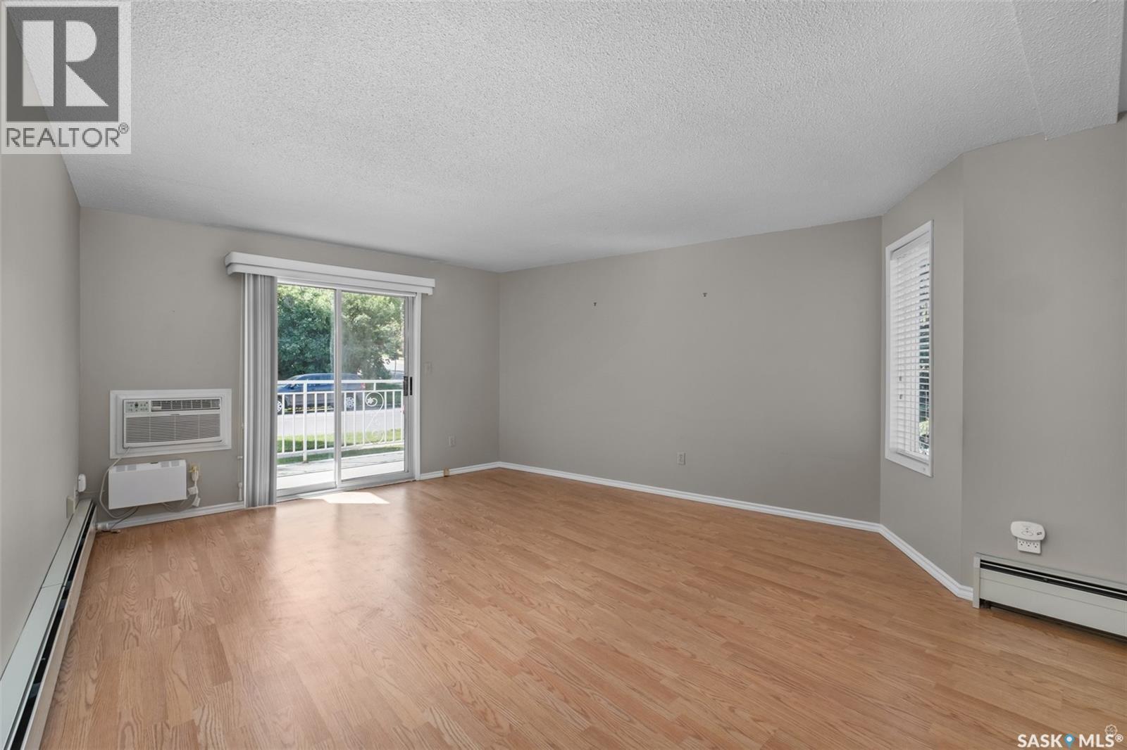 105 66 19Th Street W, Prince Albert, SK - Indoor Photo Showing Other Room