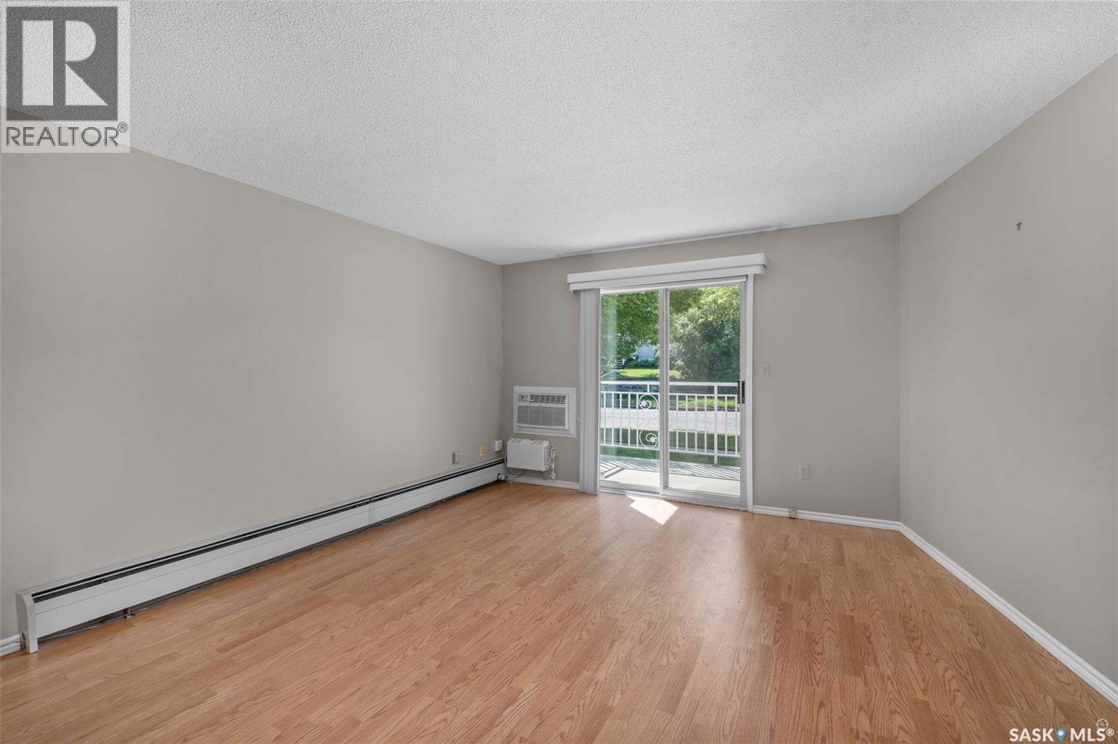 105 66 19Th Street W, Prince Albert, SK - Indoor Photo Showing Other Room