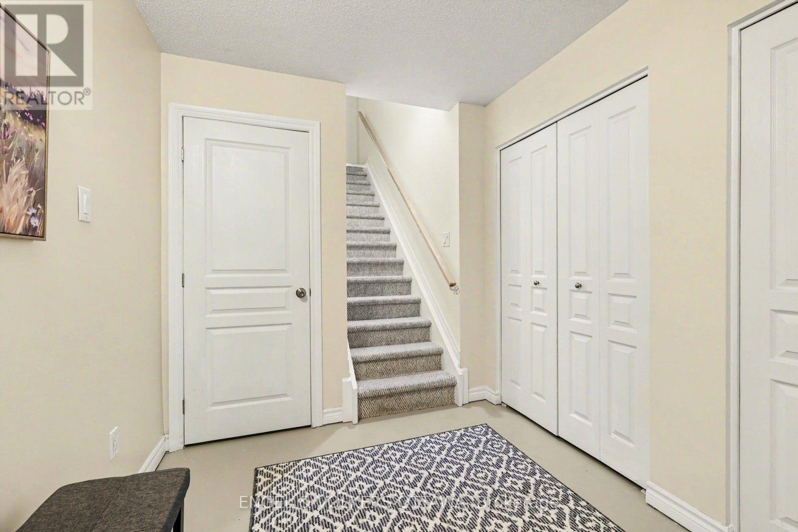 53 Hawkstone Gate, Ottawa, ON - Indoor Photo Showing Other Room