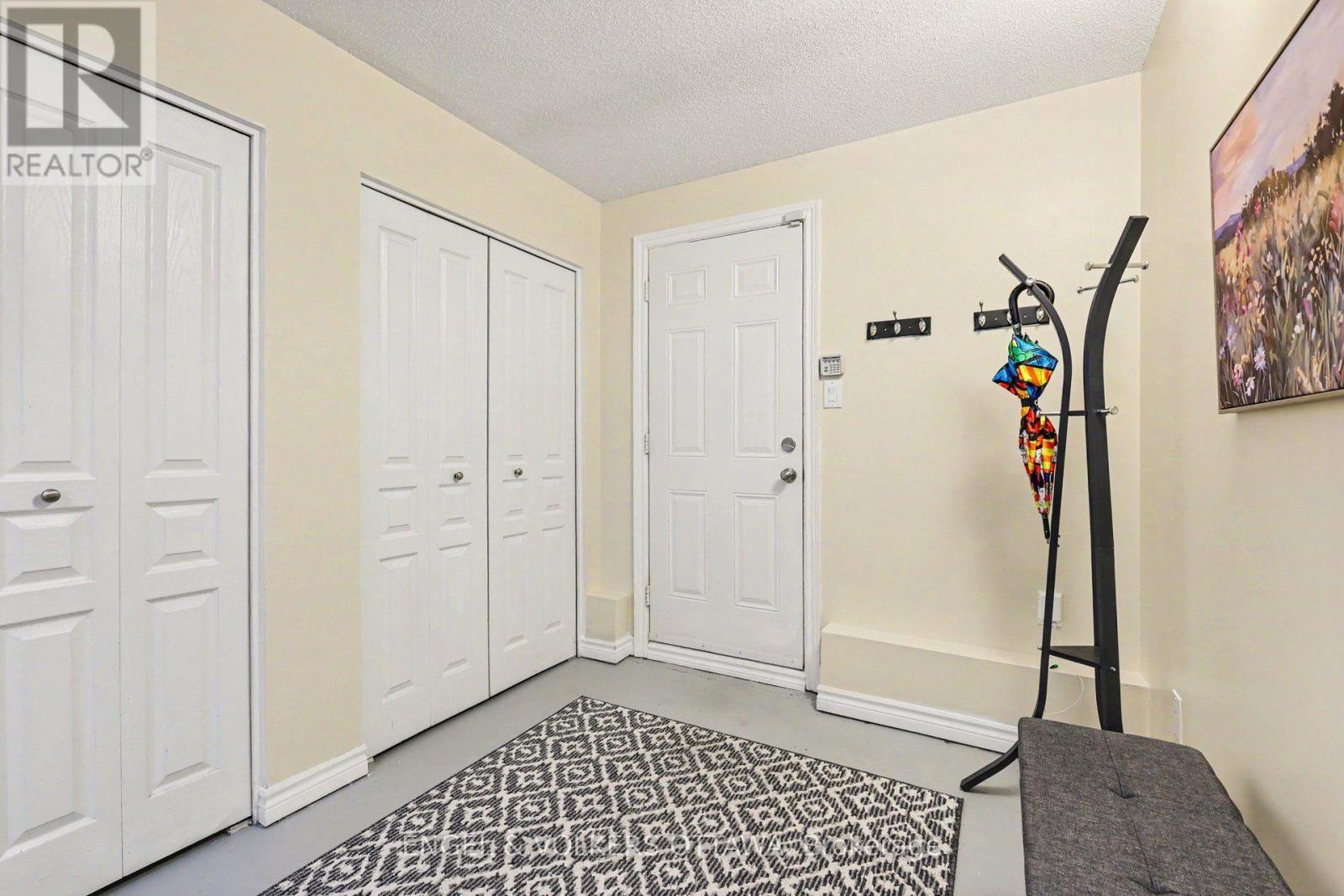 53 Hawkstone Gate, Ottawa, ON - Indoor Photo Showing Other Room