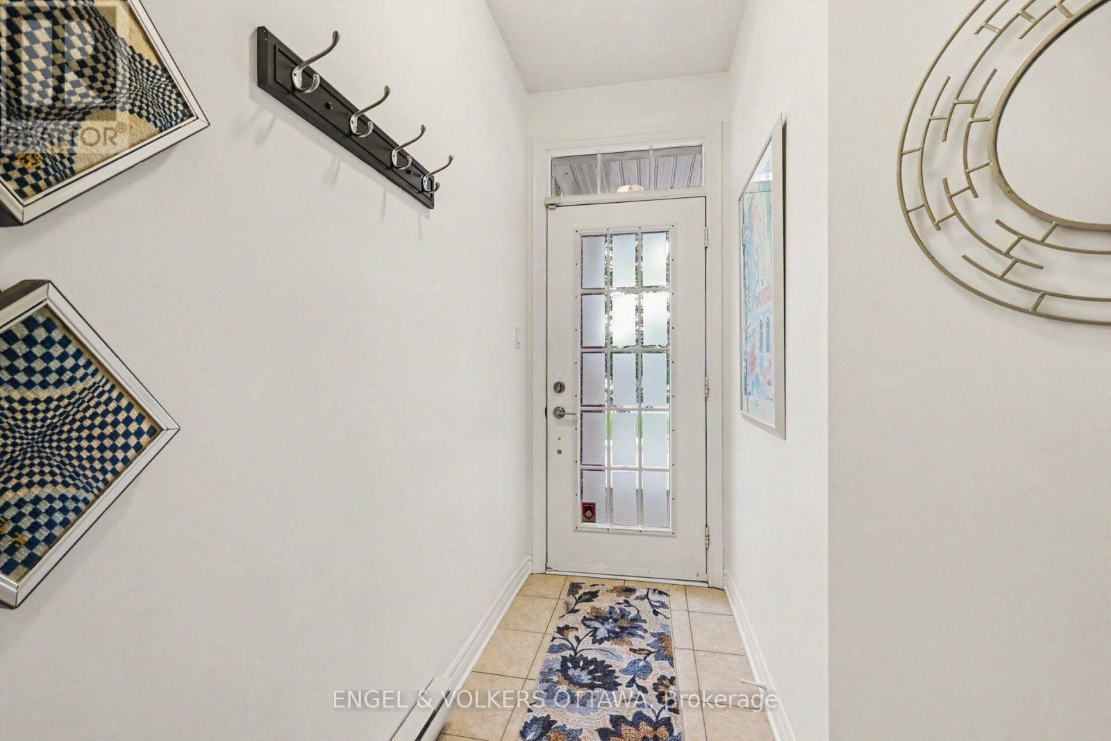 53 Hawkstone Gate, Ottawa, ON - Indoor Photo Showing Other Room