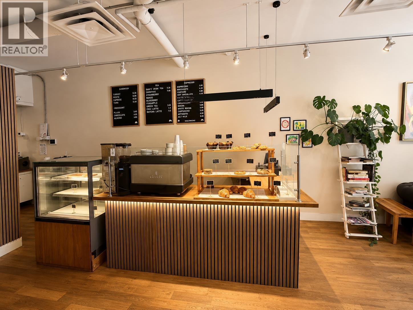 3341 W Broadway, Vancouver, BC