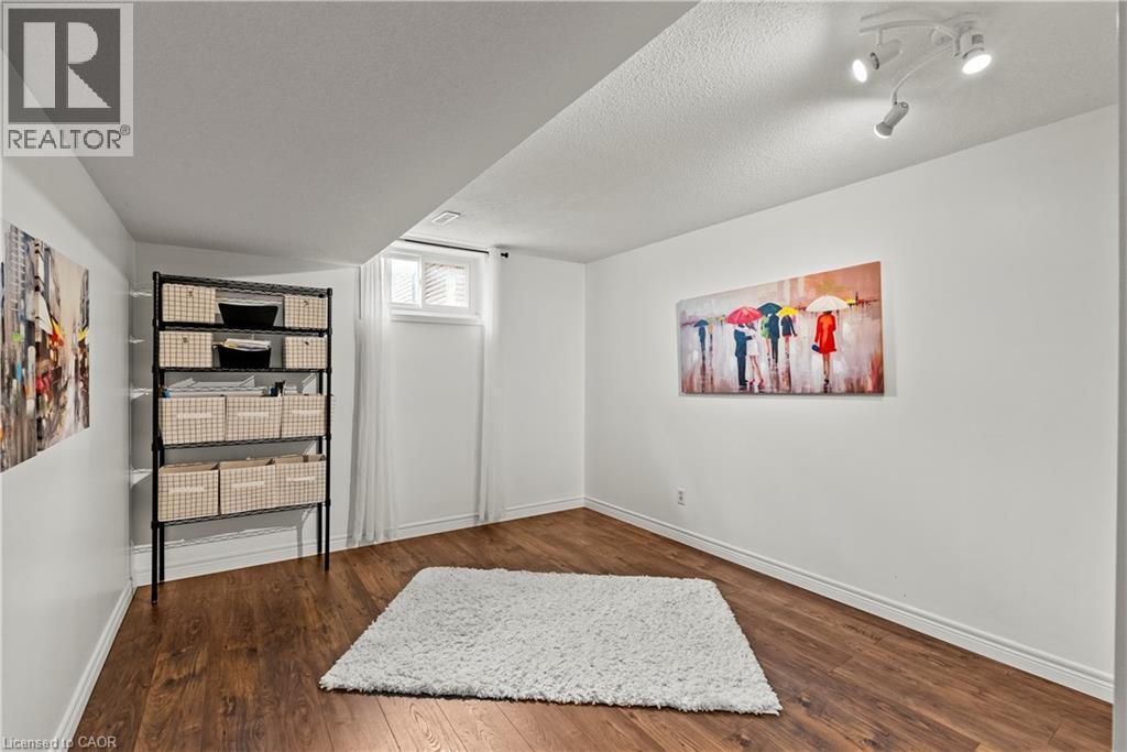 87 Monte Drive, Hamilton, ON - Indoor