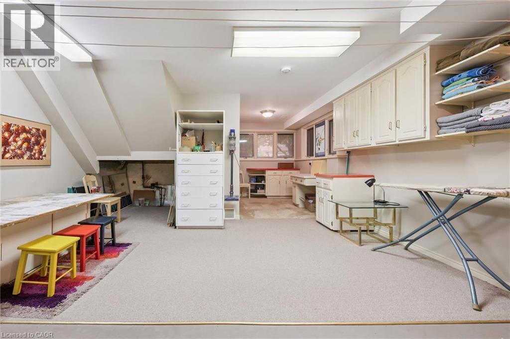 30 Shuh Avenue, Kitchener, ON - Indoor Photo Showing Other Room