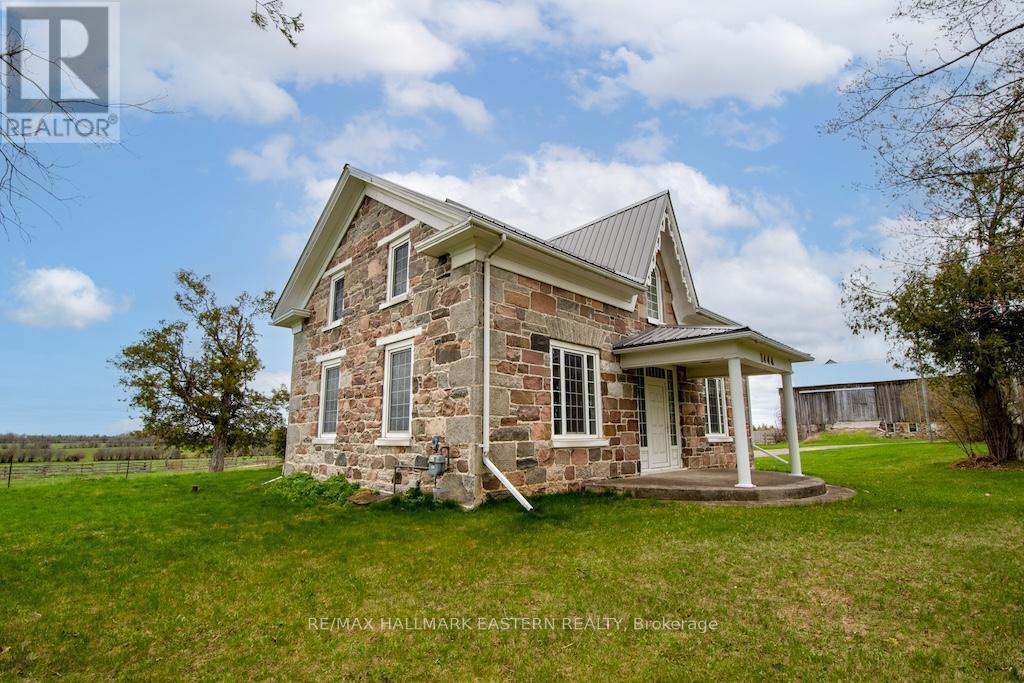 Solid Stone House - 1444 5Th Line, Selwyn, ON