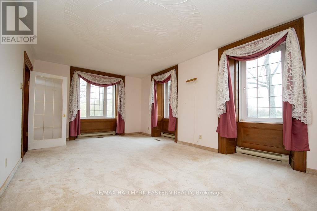 Living Room - 1444 5Th Line, Selwyn, ON